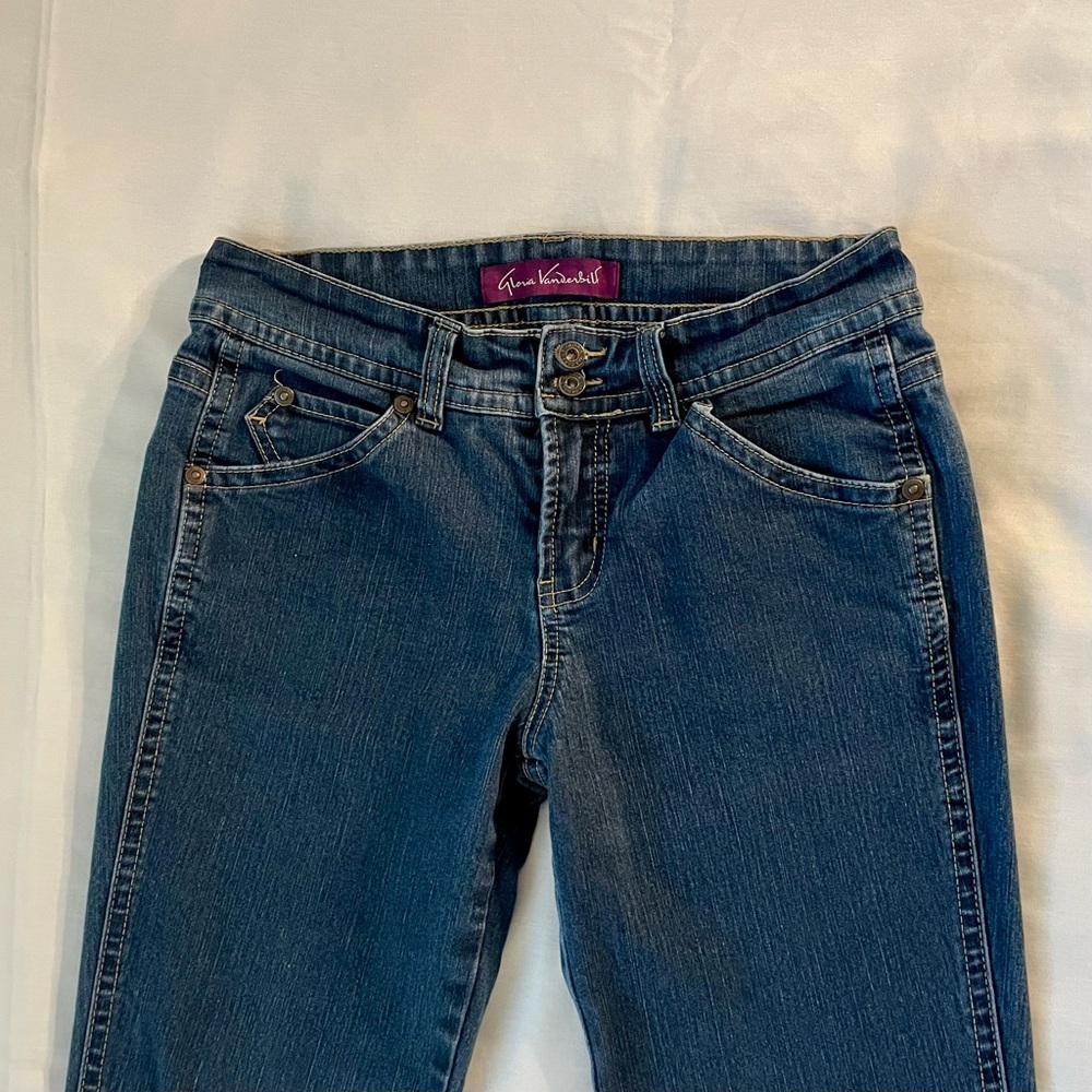 Gloria Vanderbilt jeans size 6
